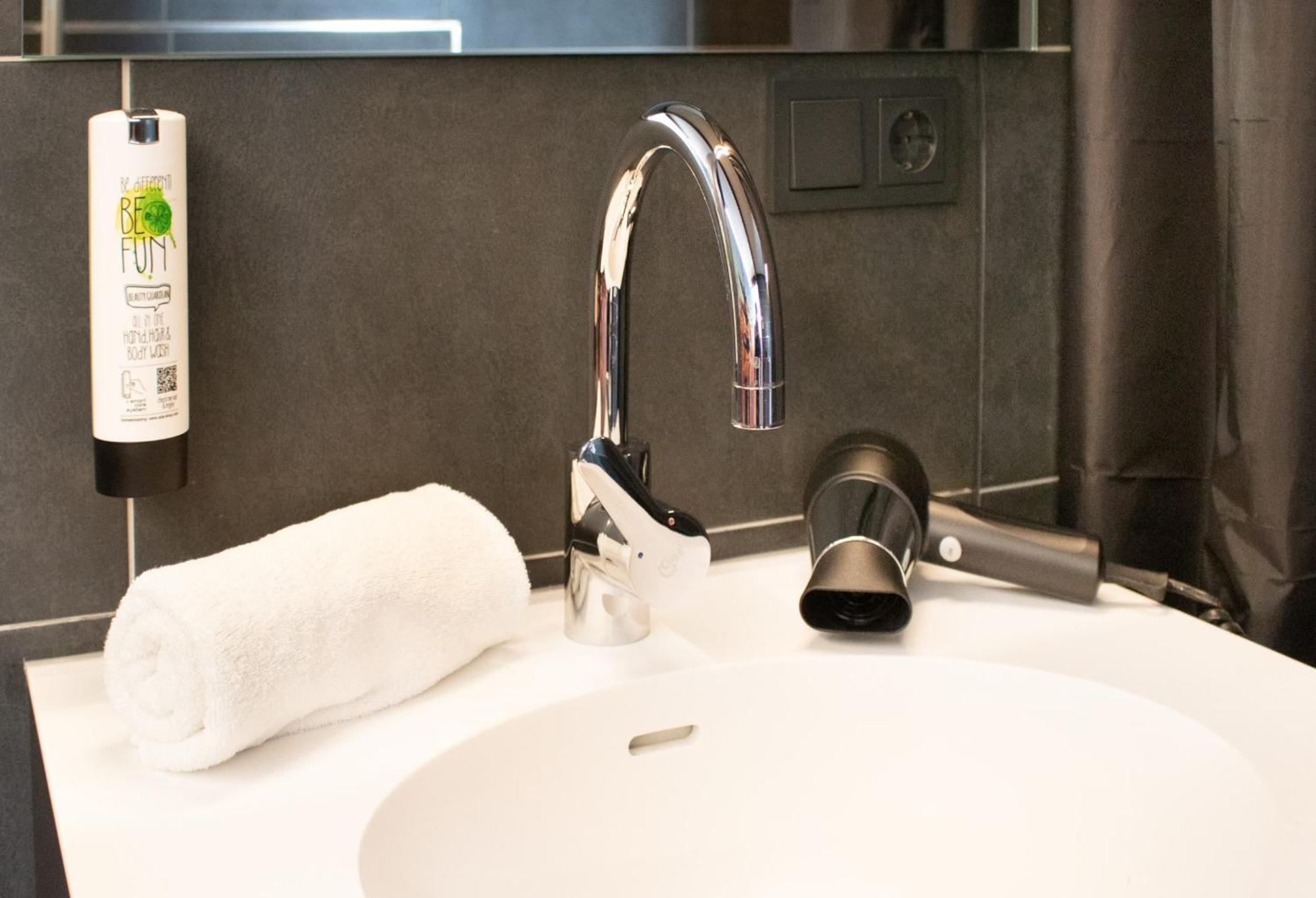 Lif Hotel By Wmm Hotels Лихтенфелс Екстериор снимка